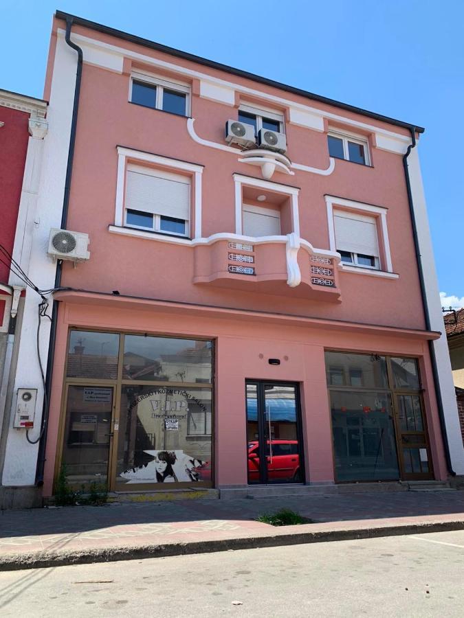 Pink House Apartments Jagodina Exterior photo